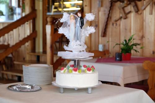 esküvői torta 295